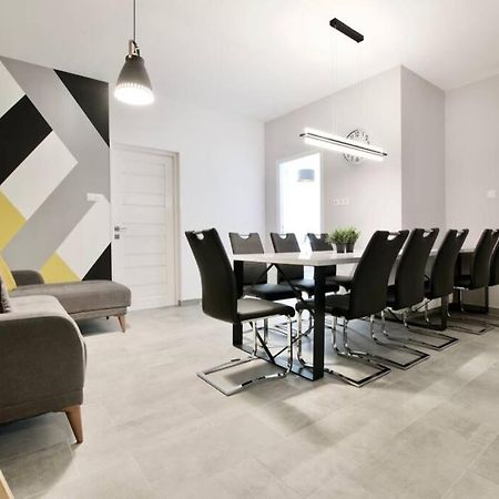Premium Apartment By Hi5-Vaci Str. 3 Bedroom Budapest Kültér fotó